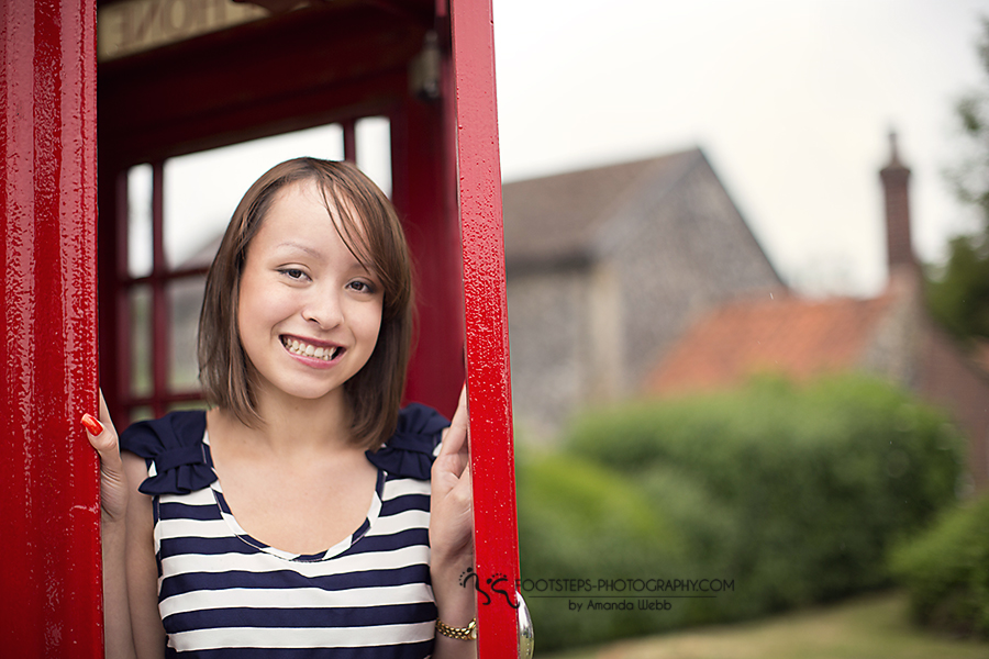 red english phone booth