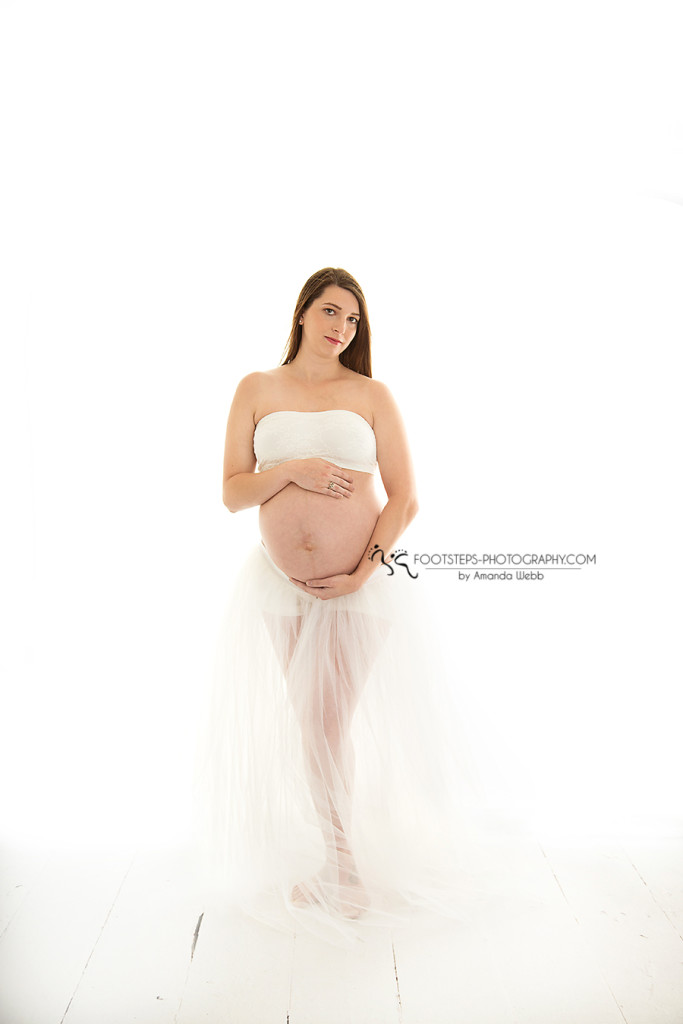 vacaville maternity photographer high key