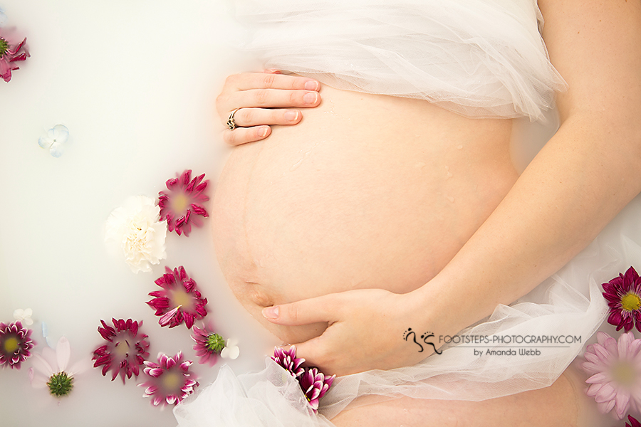 vacaville maternity photographer belly up close