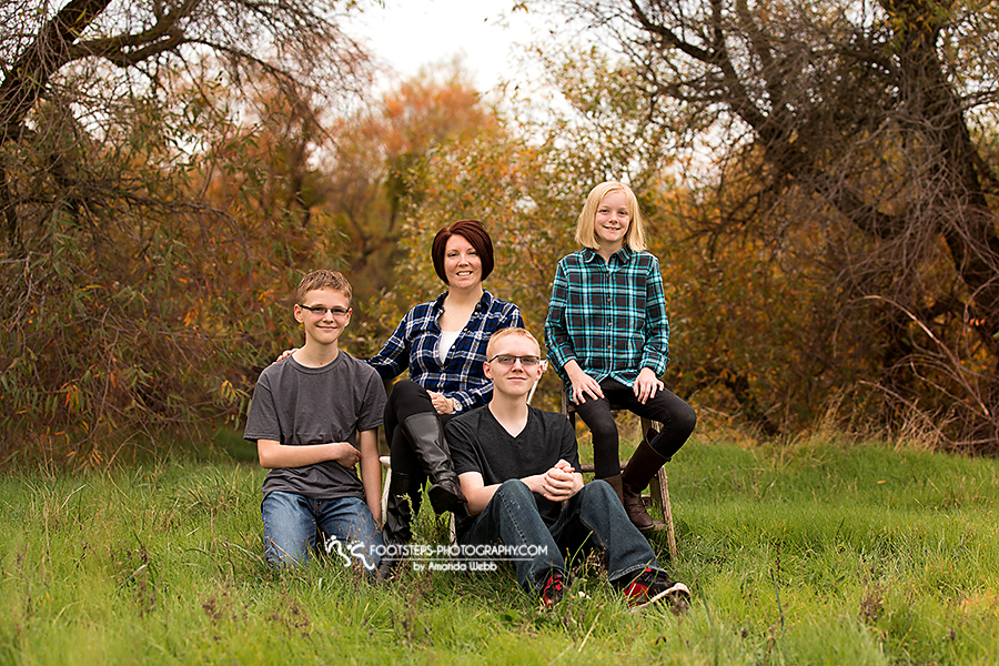 family photographer vacaville siblings