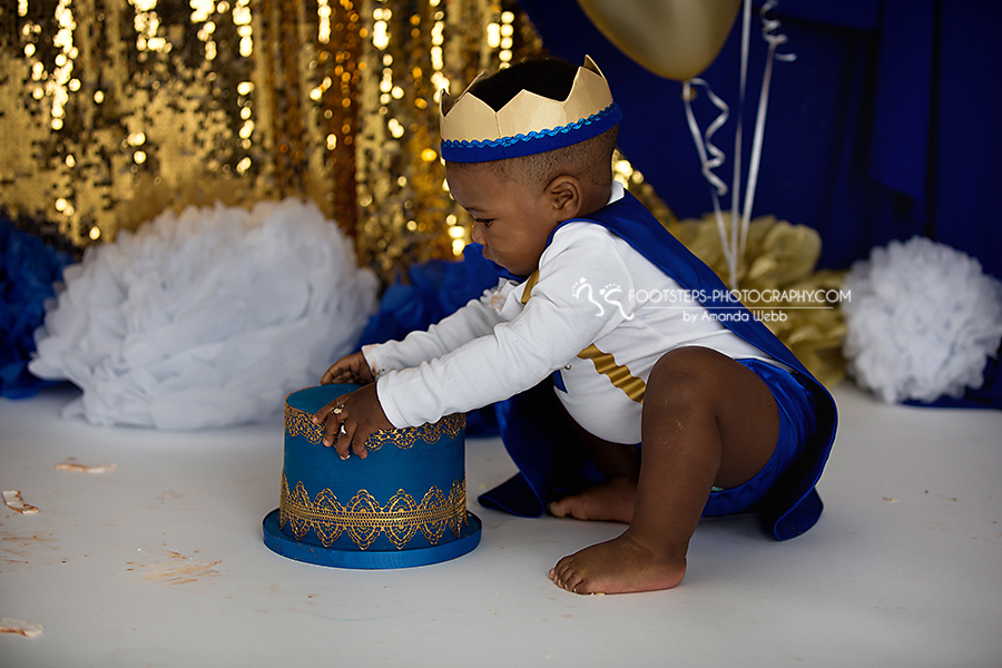 First Birthday Portrait session Vacaville reach cake